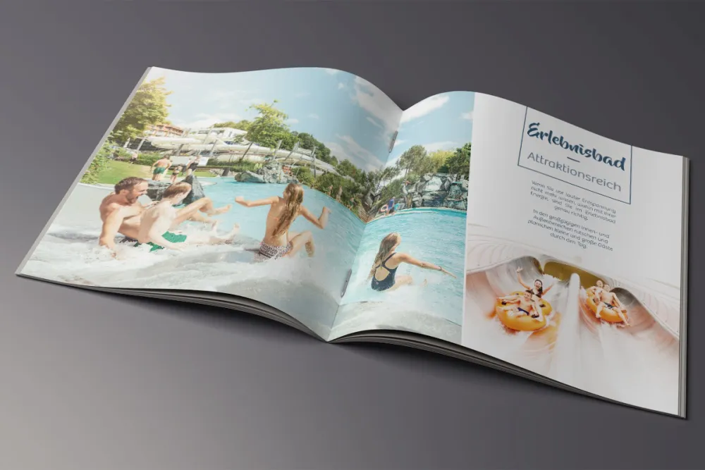 sonnreich-brochure-mockup-3.jpg