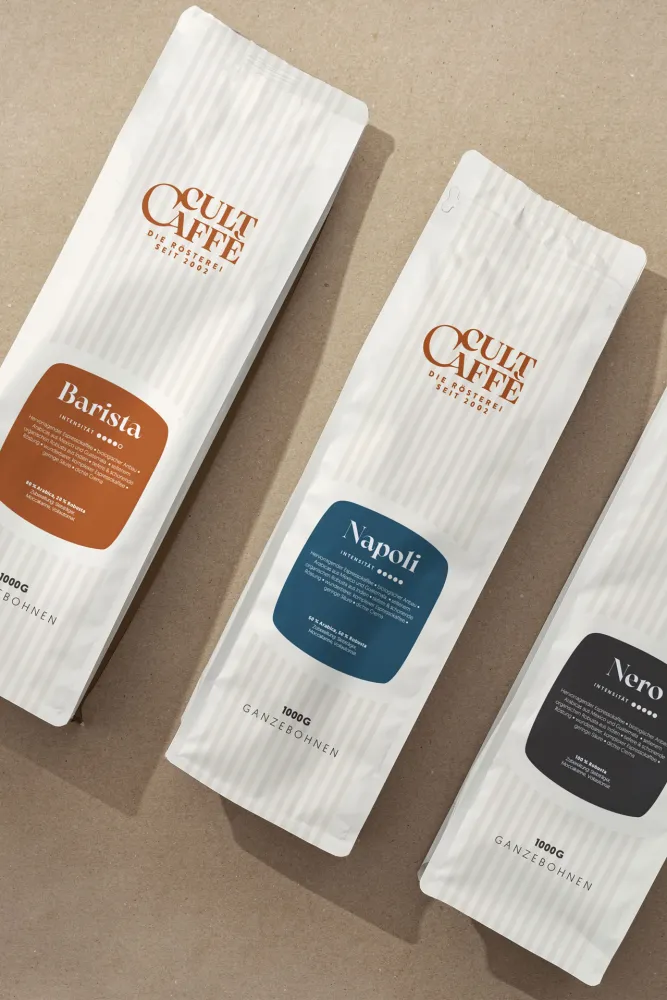 Cultcaffe_Packaging_RZ_Mockup_1920px.jpg